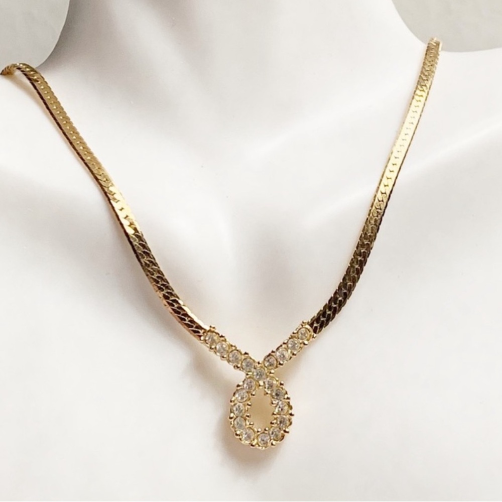 EUC Vintage 1980s Avon Gold Cubic Zirconia Pendant Necklace - Picture 1 of 8